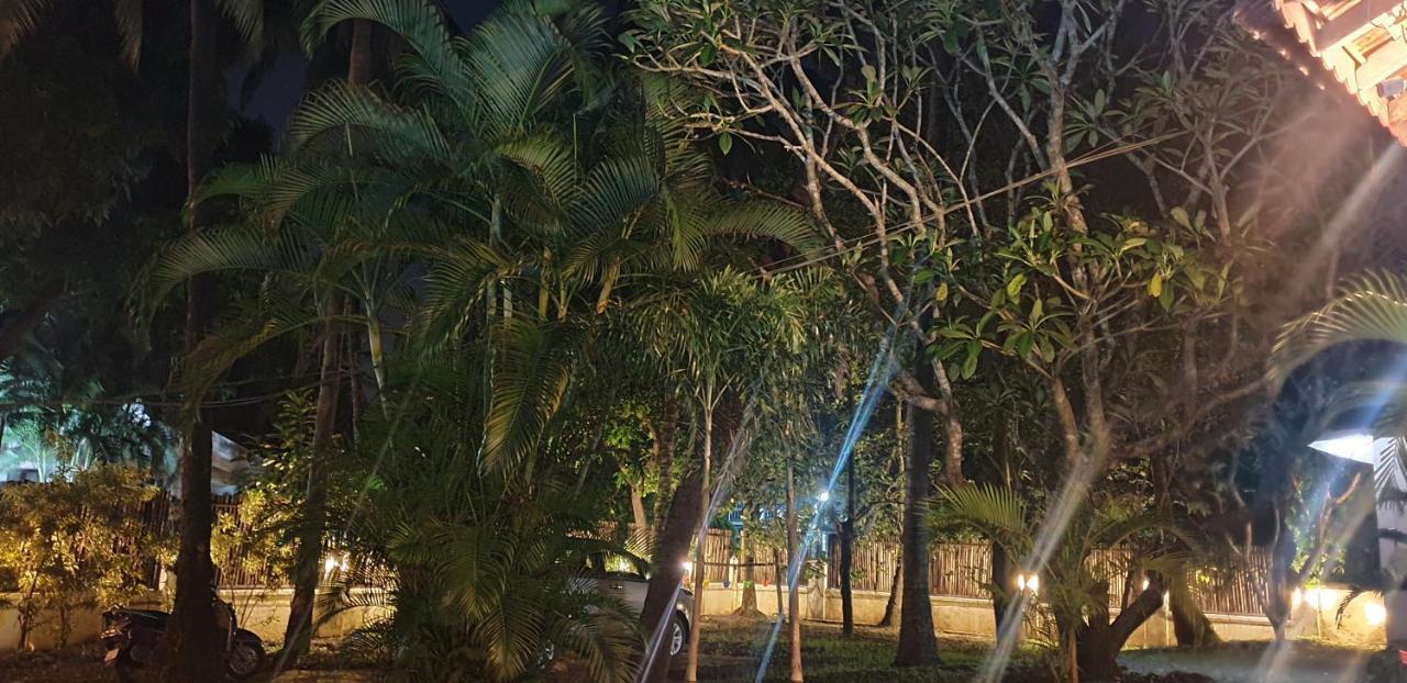 ארפורה Gr Stays Private Pool Villa In Calangute 5 Mins To Baga מראה חיצוני תמונה