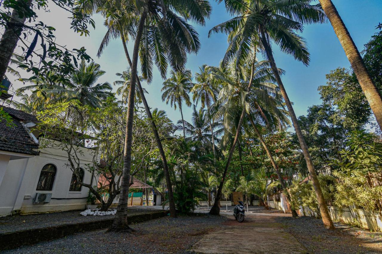 ארפורה Gr Stays Private Pool Villa In Calangute 5 Mins To Baga מראה חיצוני תמונה